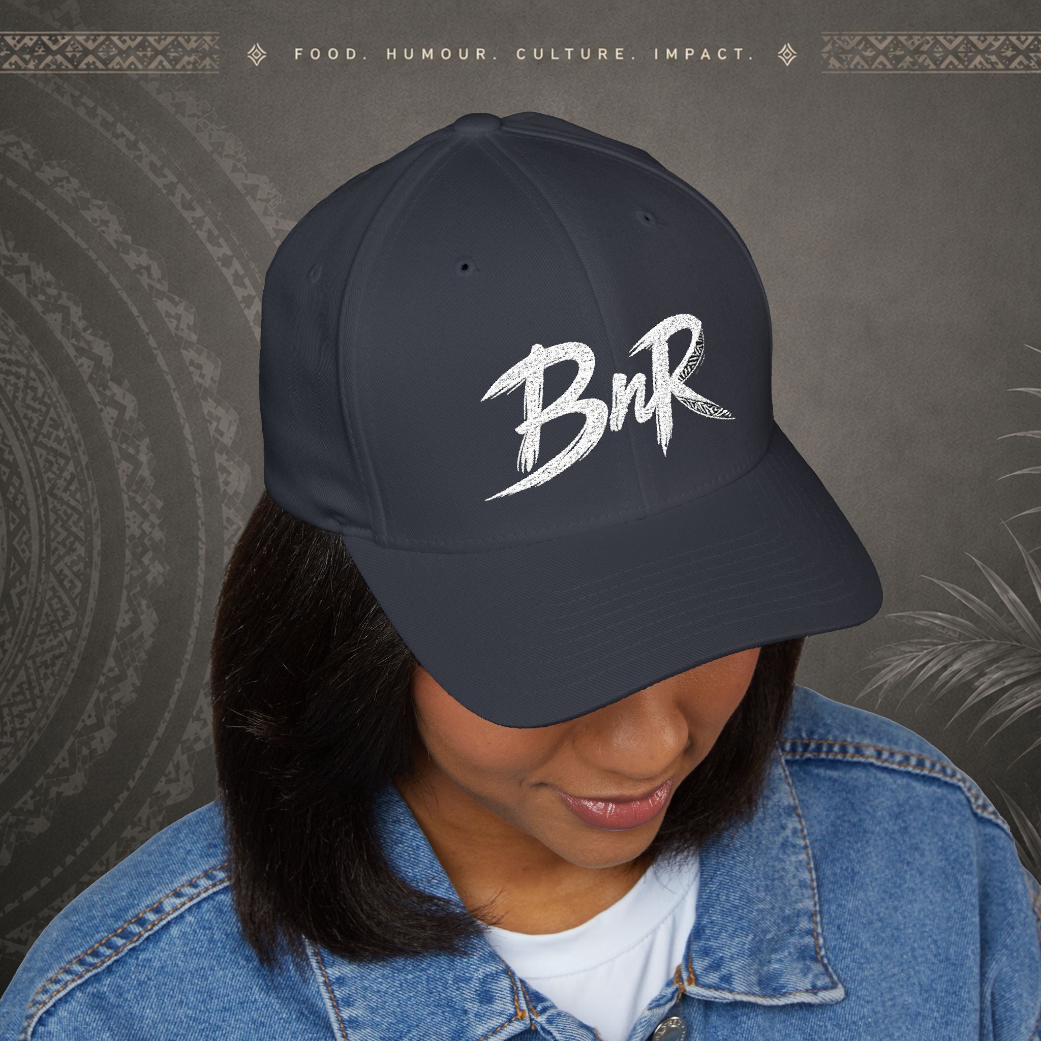 Bully n Rice - Somting Moa - Streetwear Pacific Identity Flexfit Cap (white)